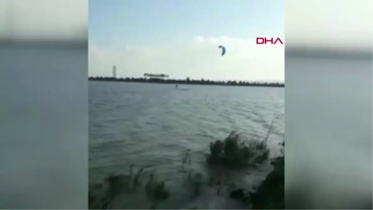 Hatay Göle Dönen Amik Ovası\'nda Sörf Keyfi