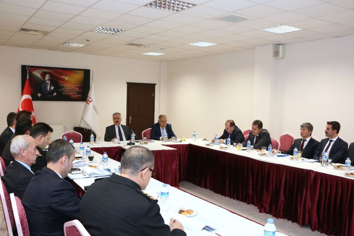 Isparta\'da Seçim Güvenliği Toplantısı