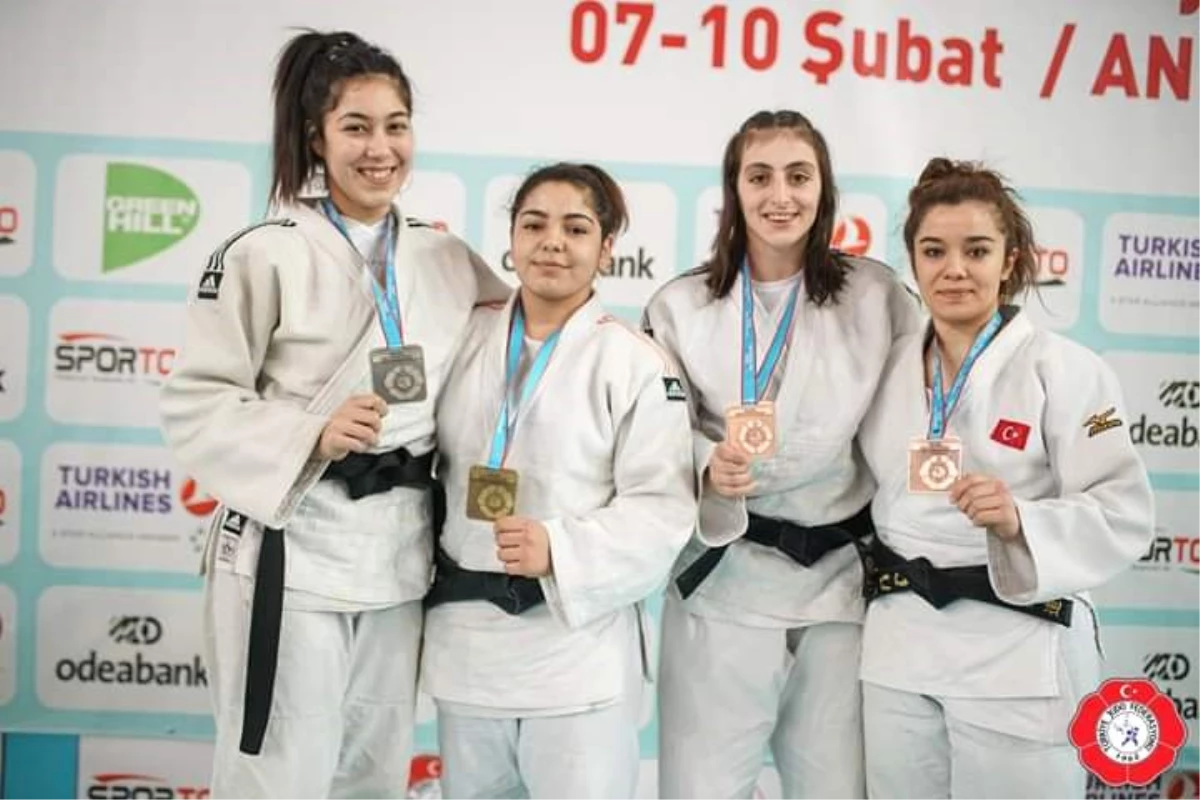 Judocular Ankara\'dan 5 Madalya İle Döndü