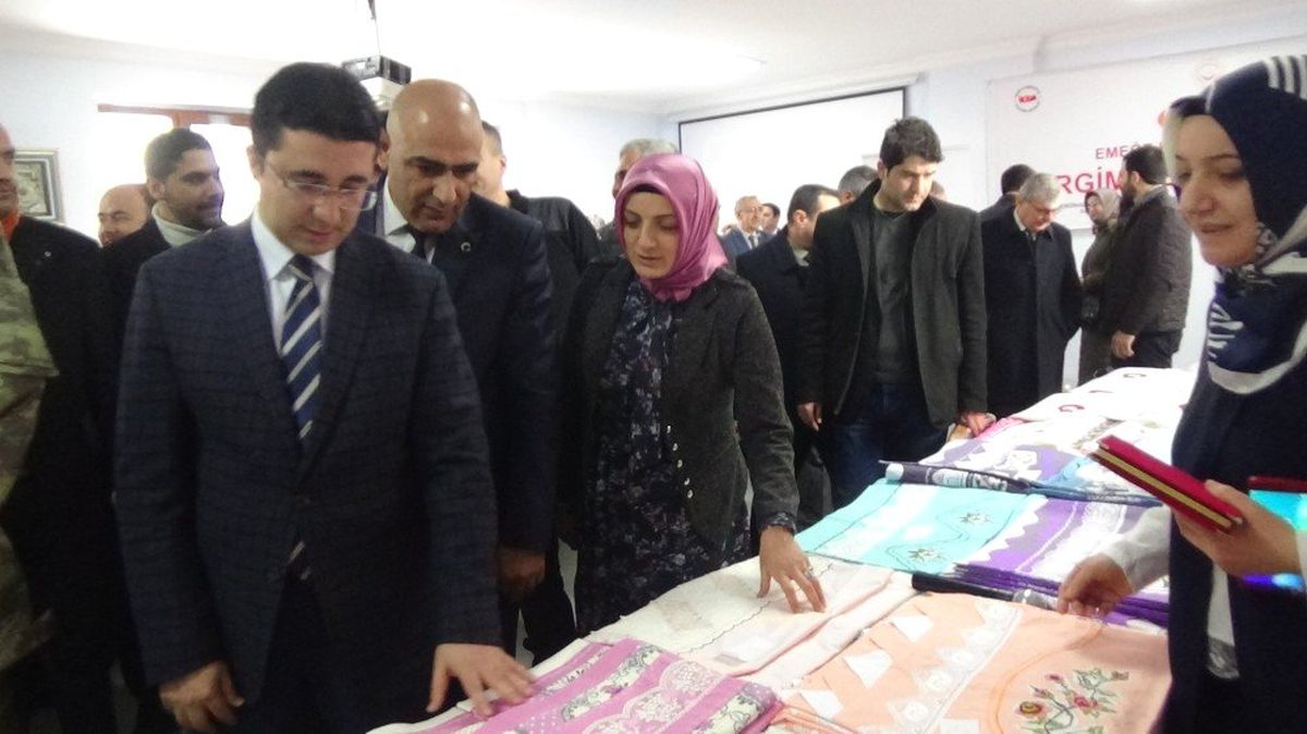 Muş\'ta "Emeğe Kadın Eli" Projesi