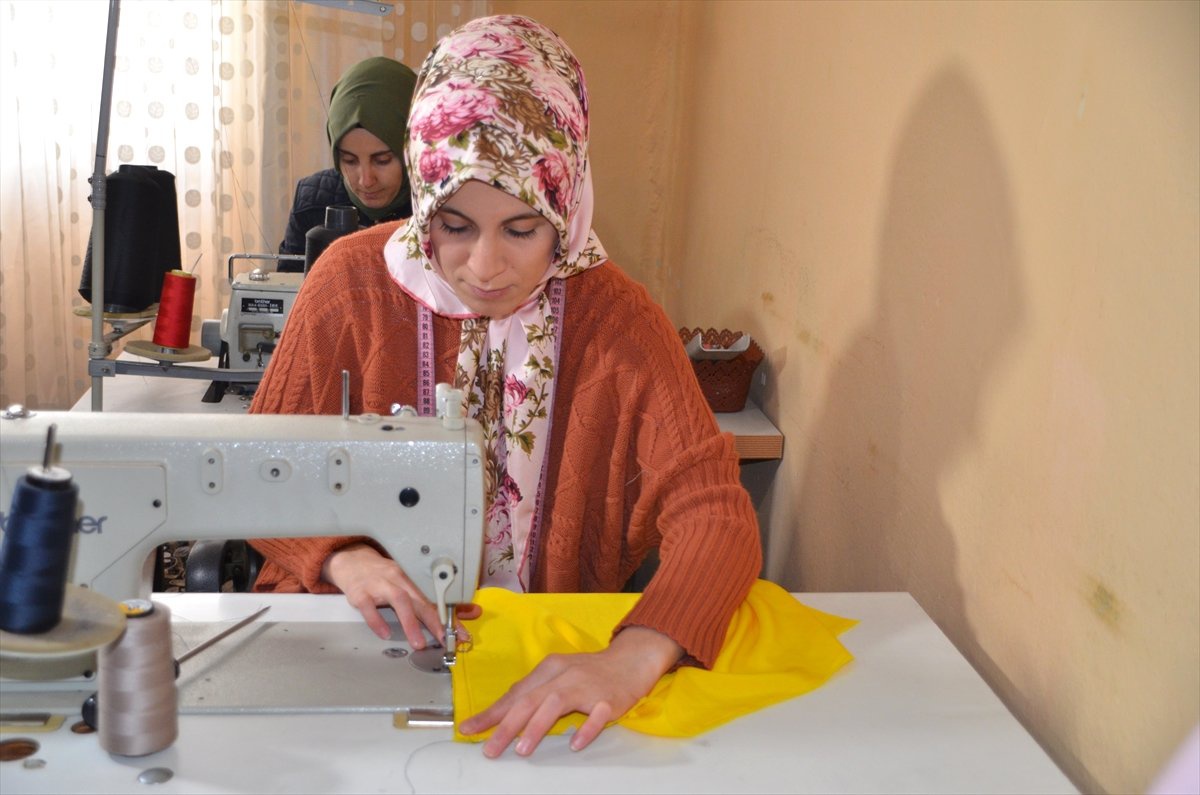 Muş\'ta Evinin Bir Bölümünü İş Yerine Çevirdi