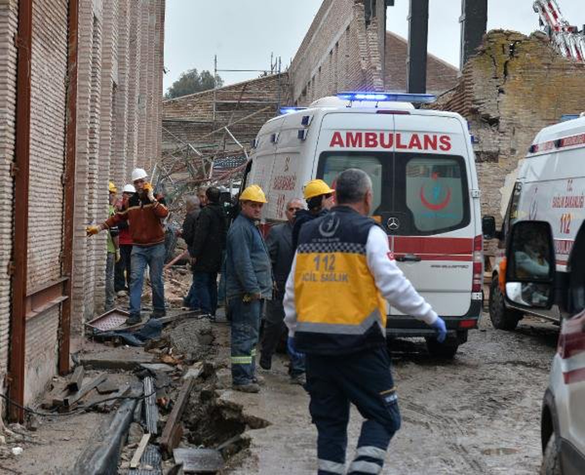 Müze İnşaatında İskele Çöktü: 1 Ölü, 4 Yaralı (3)- Yeniden