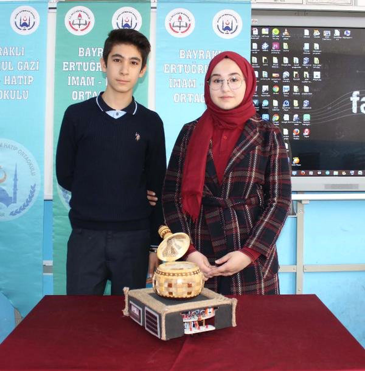 Ortaokul Öğrencilerinden İhtiyaca Yönelik Robotlar