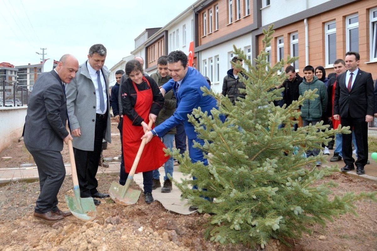 Özel Günde Özel Bir Etkinlik