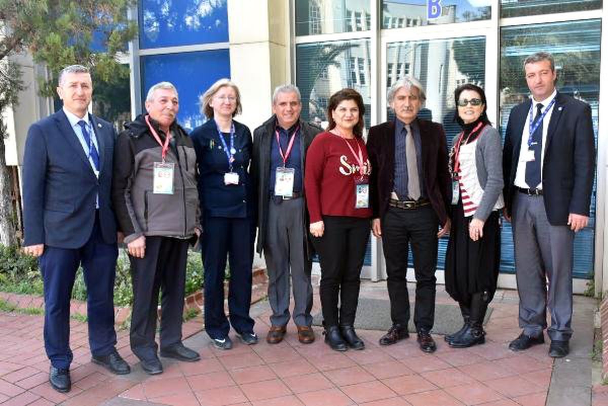 Sevgililer Günü\'nde Kanser Hastalarını Ziyaret Ettiler
