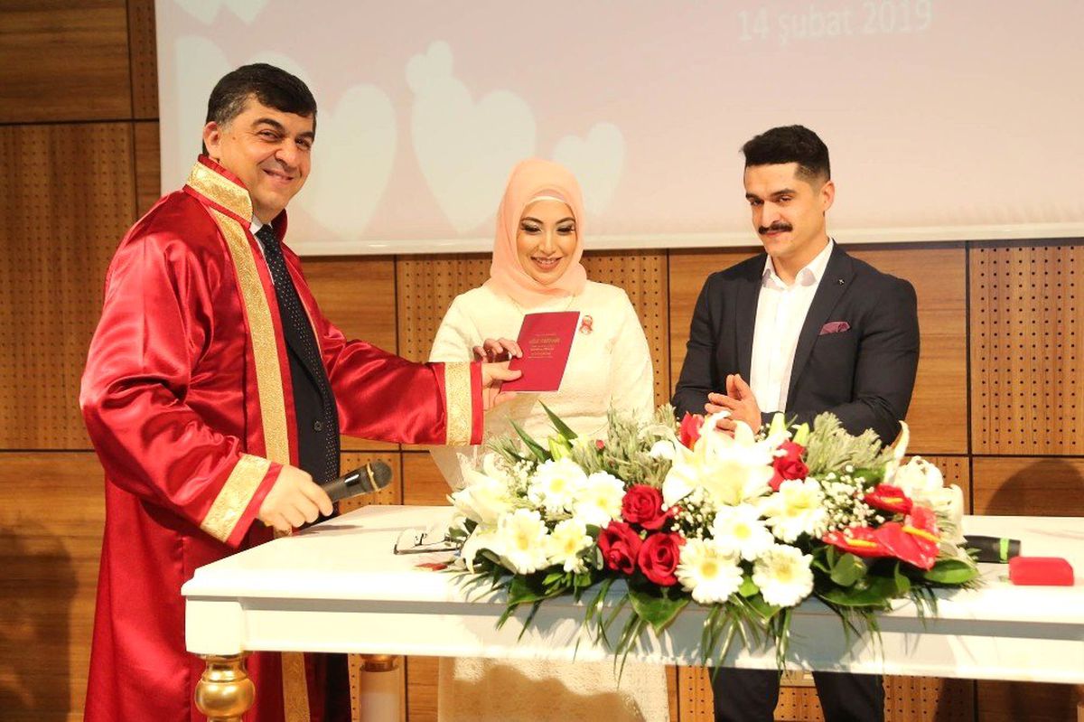 Sevgililer Gününde Şehitkamil\'de 50 Çift Mutluluğa \'Evet\' Dedi