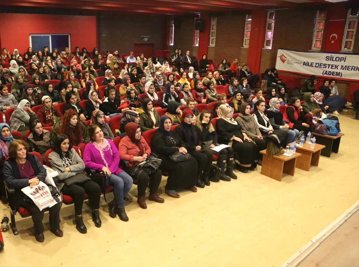 Silopi\'de Kanserde Erken Teşhis Konulu Semineri