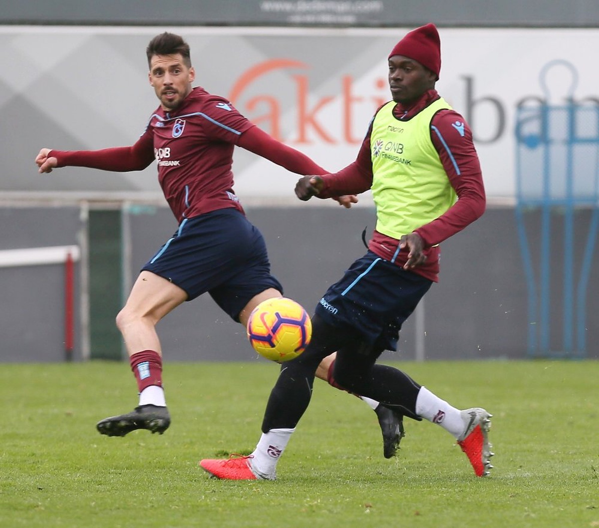 Trabzonspor\'da, Aytemiz Alanyaspor Mesasi Sürdü