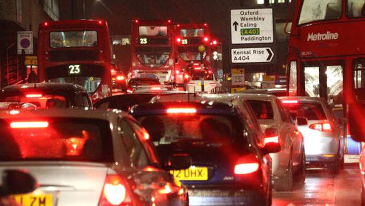 Trafik Sıkıştı, 8 Milyar Sterlin Kayboldu