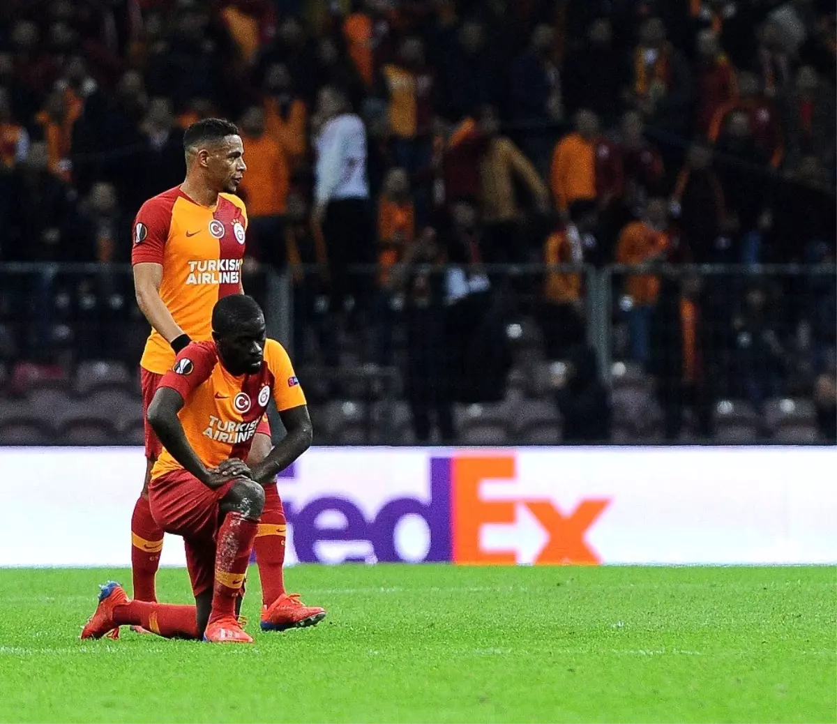 UEFA Avrupa Ligi: Galatasaray: 0 - Benfica: 1 (İlk Yarı)