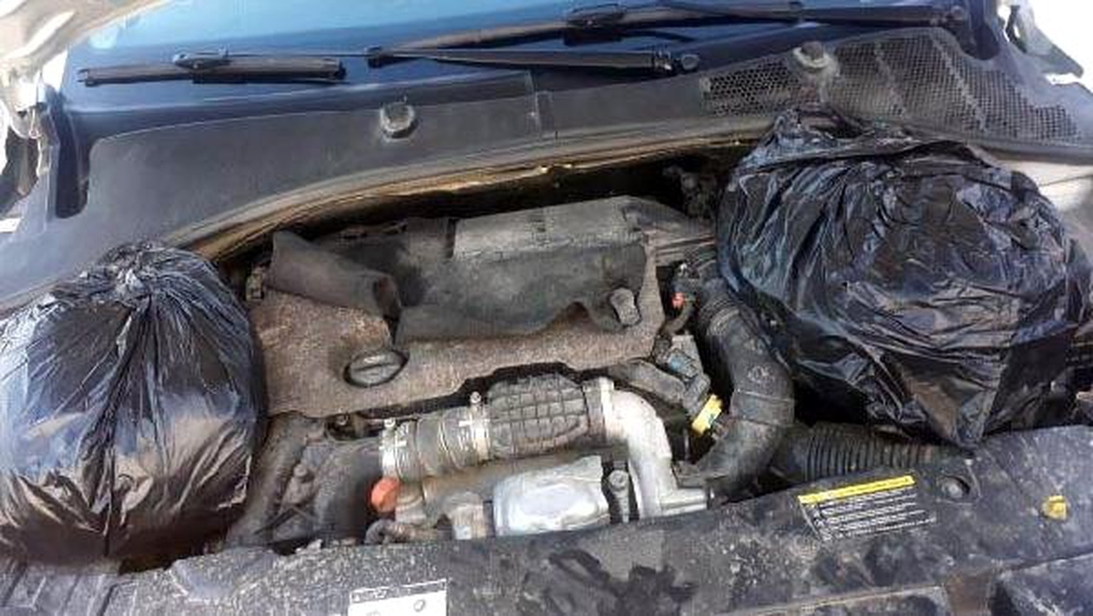 Uyuşturucuyu Motora ve Stop Lambasına Gizlemişler