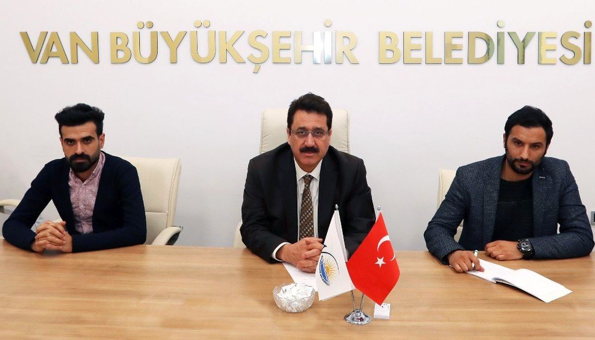 Van\'da Hafriyat Kamyonlarına Sıkı Takip
