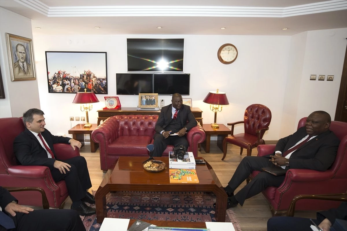 Zambiya\'nın Ankara Büyükelçisi Chilengi\'den Aa\'ya Ziyaret