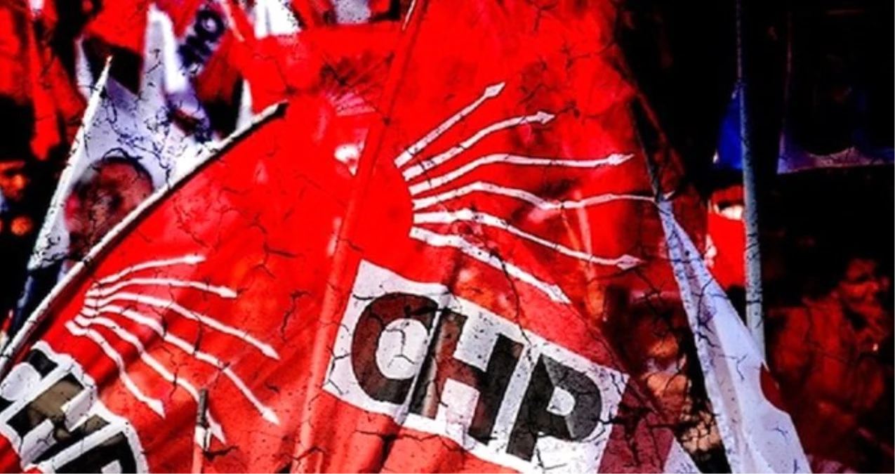 32 Yıldır Belediye Başkanlığı Yapan CHP\'li Kamil Saka, Yönetimi Eleştirip Partisinden İstifa Etti