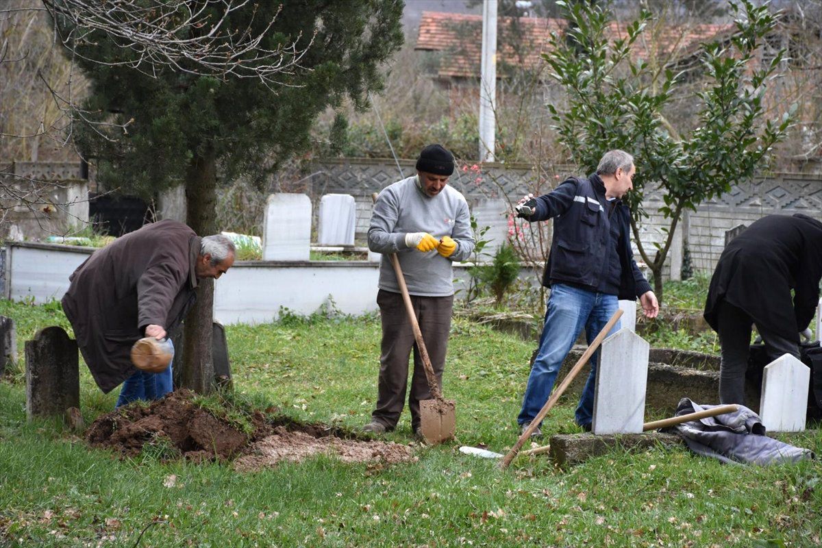 40 Yıl Önce Ölen Bebeğin Mezarı Açıldı