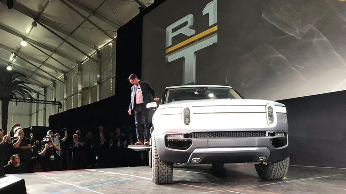 Amazon, Elektrikli Otomobil Üreticisi Rivian\'a 700 Milyon Dolarlık Yatırım Yaptı