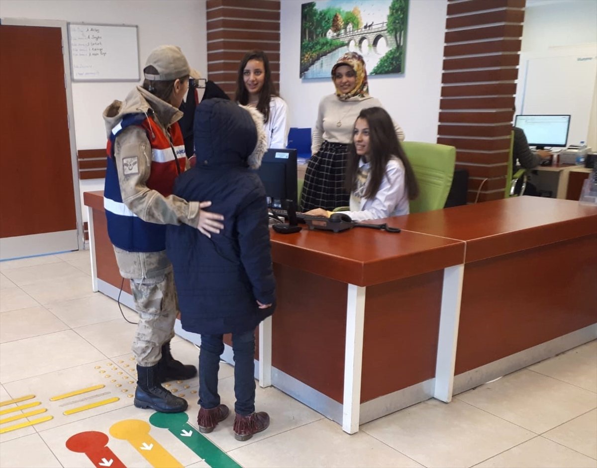 Aranan Kız Çocuğu Bodrum Katta Uyurken Bulundu