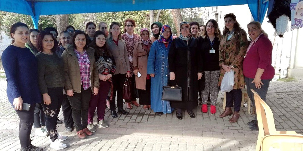 Aydın\'da Mikrokrediyle Hayatı Değişen Kadınlar Kermes Düzenledi