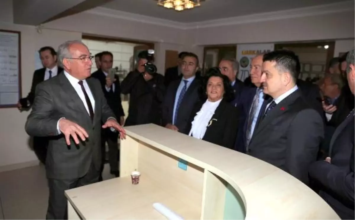 Bakan Pakdemirli: Su Ürünleri İhracatında 2023 İçin 2 Milyar Dolarlık Hedef Koyduk (2)