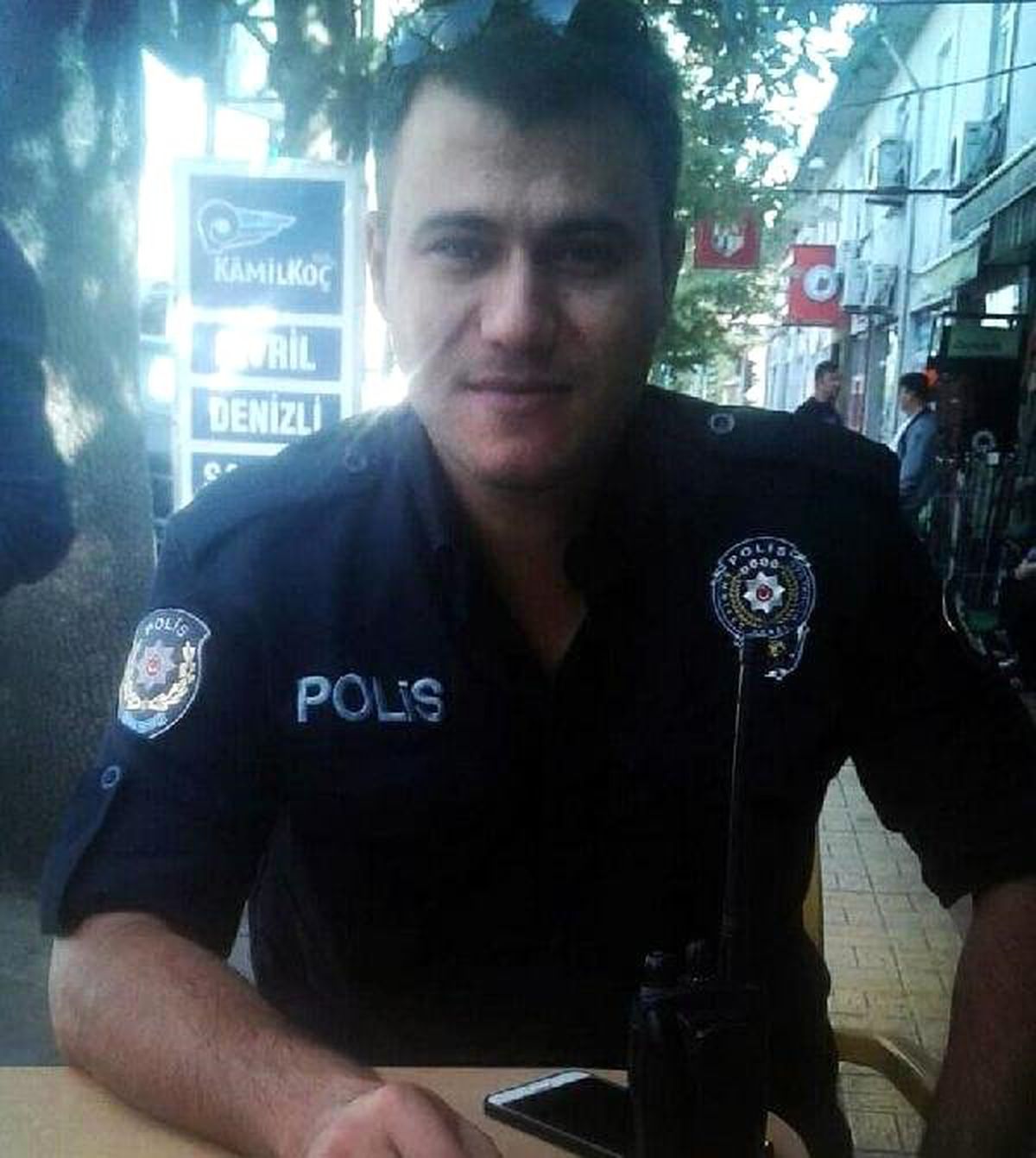 Balkondan Girdiği Evde 2 Kadını Rehin Aldı, 1 Polisi Şehit Etti (4) - Yeniden
