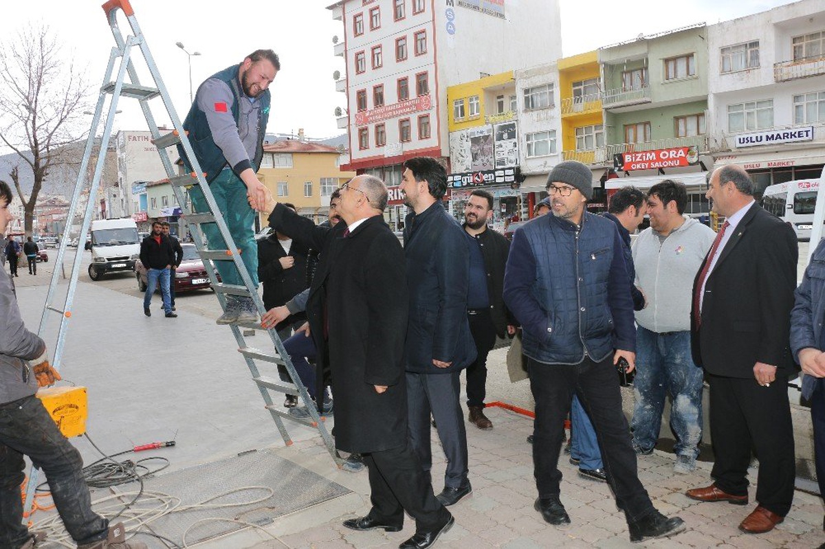 Başkan Öztürk Esnaf Ziyaretlerine Ara Vermeden Devam Ediyor