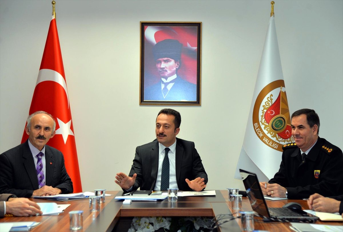 Bilecik\'te "Köy Yollarını Ağaçlandırma ve Köy Bahçeleri" Projesi