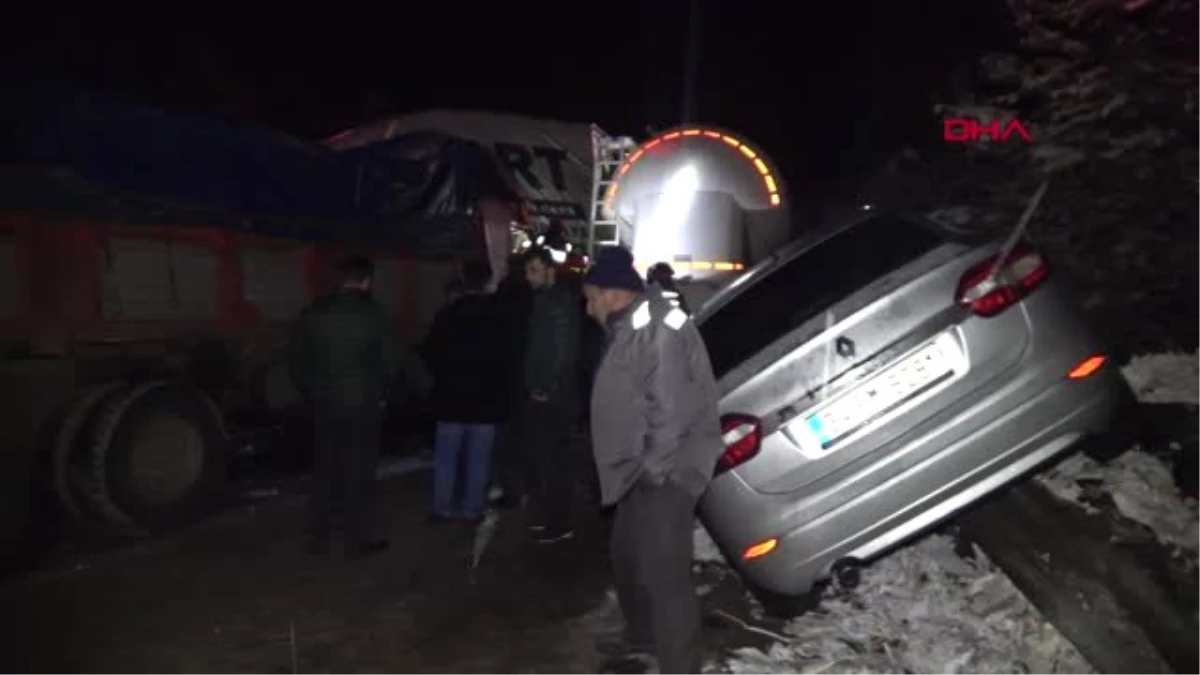 Bolu Gerede\'de D-750 Karayoluna Zincirleme Trafik Kazası, Çok Sayıda Yaralı Var-Ek