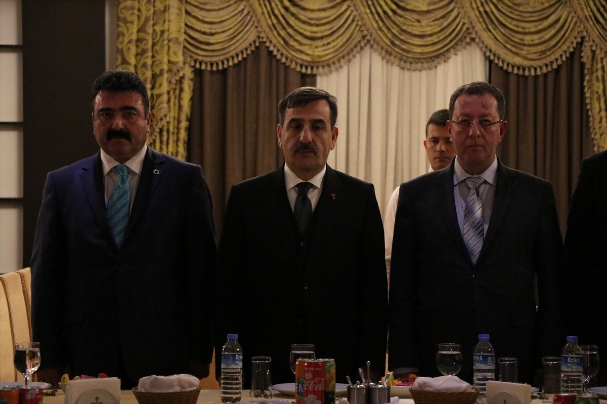 Bu Milletin Feraseti ve Dirayetiyle Hain Darbe Girişimi Engellendi"