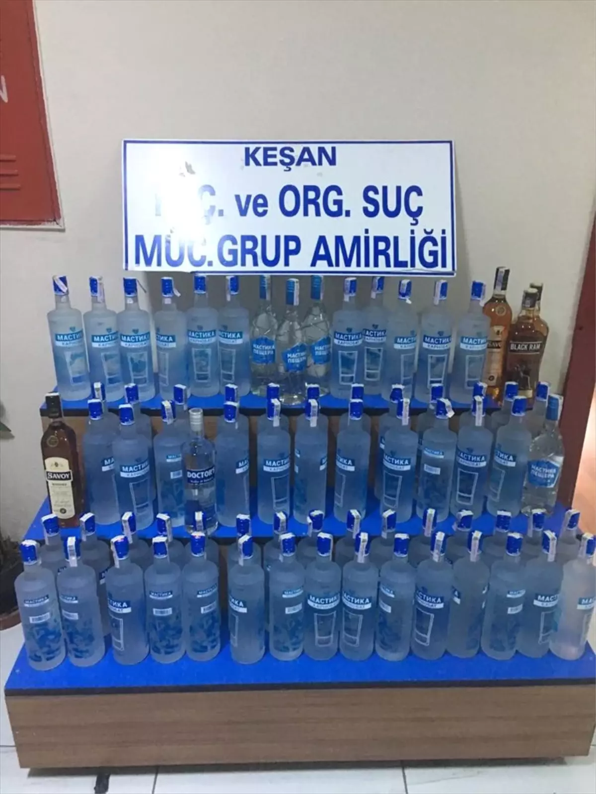 Edirne\'de Kaçak İçki Operasyonu