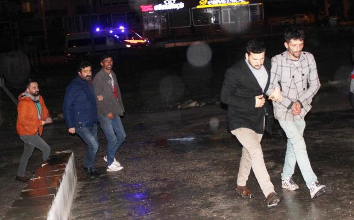 Elma Pazarlığı Kavgaya Dönüştü: 1 Yaralı