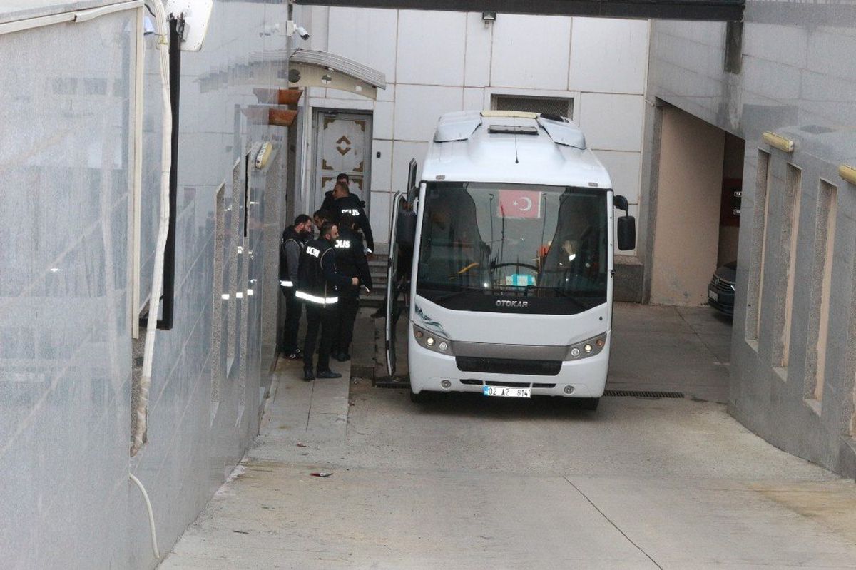 Fetö Soruşturmasında 6 Tutuklama