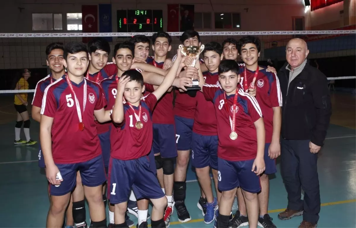 Gazi Ortaokulu, Namağlup Şampiyon