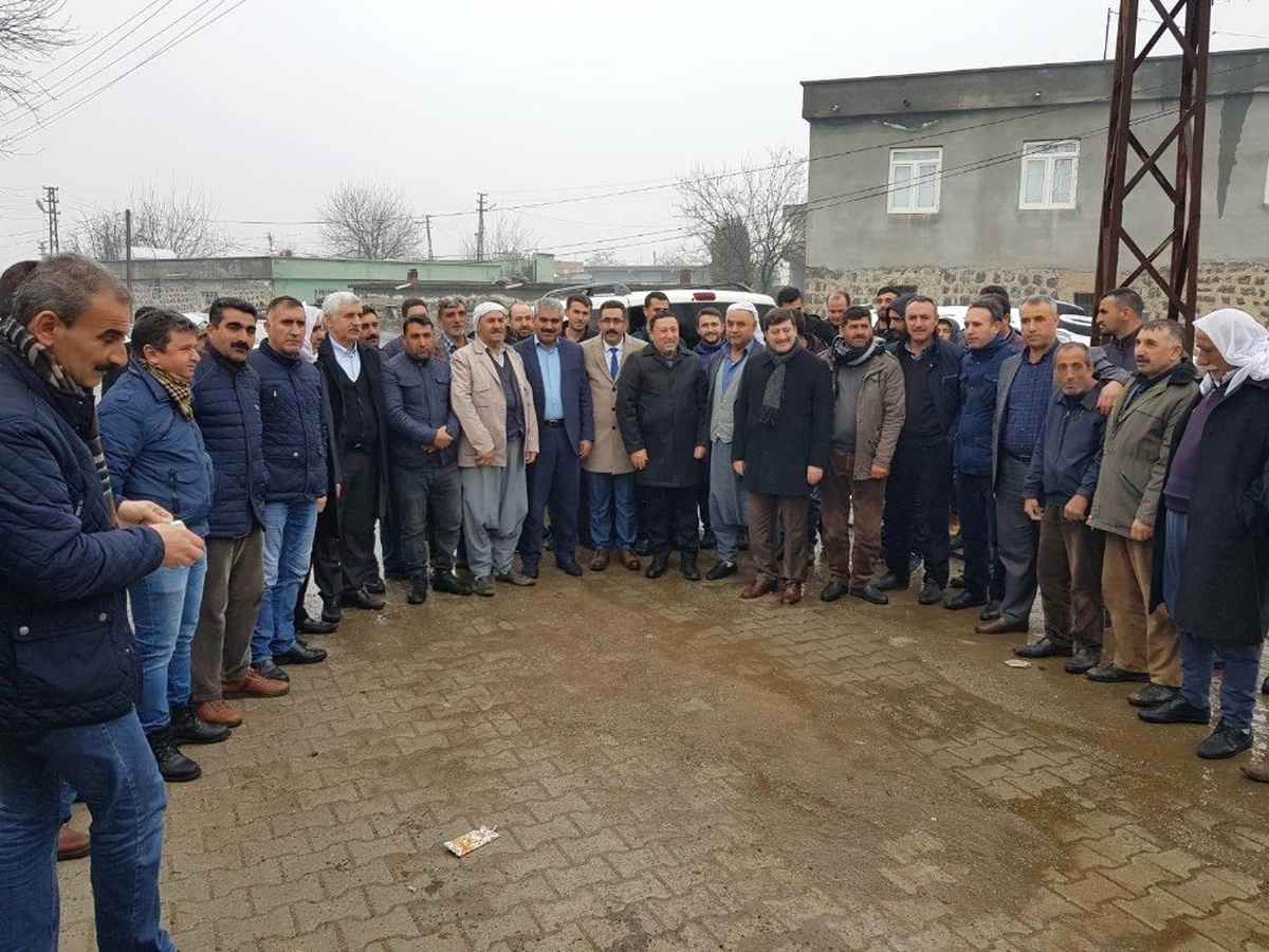 Gezer, Köy Ziyaretlerini Aralıksız Sürdürüyor