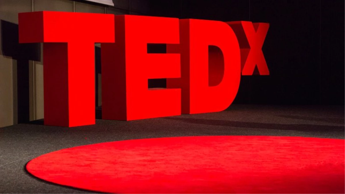 İzledikten Sonra Kolay Kolay Unutamayacağınız 12 Efsane Tedx Konuşması (Video)