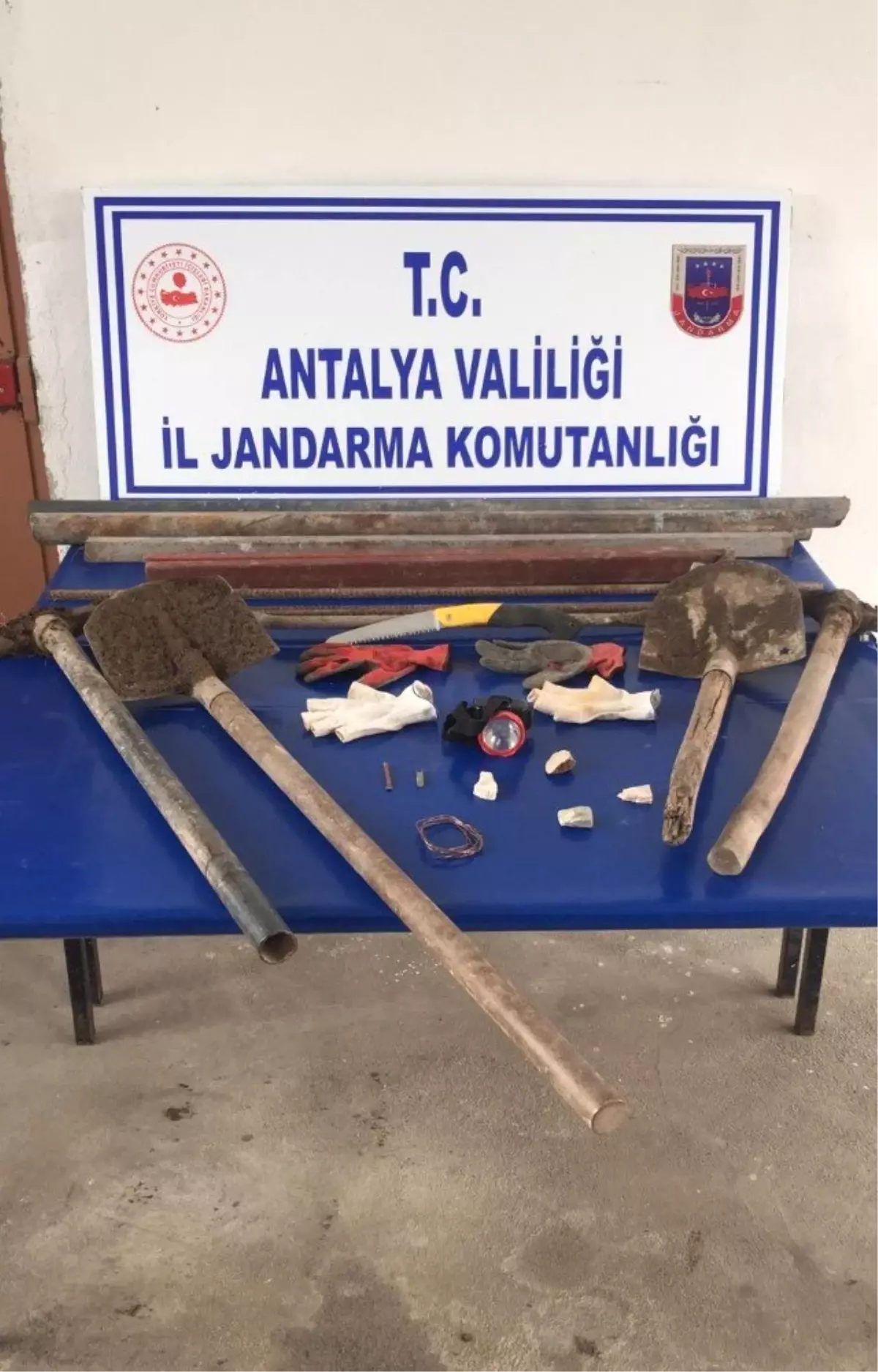 Kaçak Kazı Yapanlara Suçüstü Yakalandı