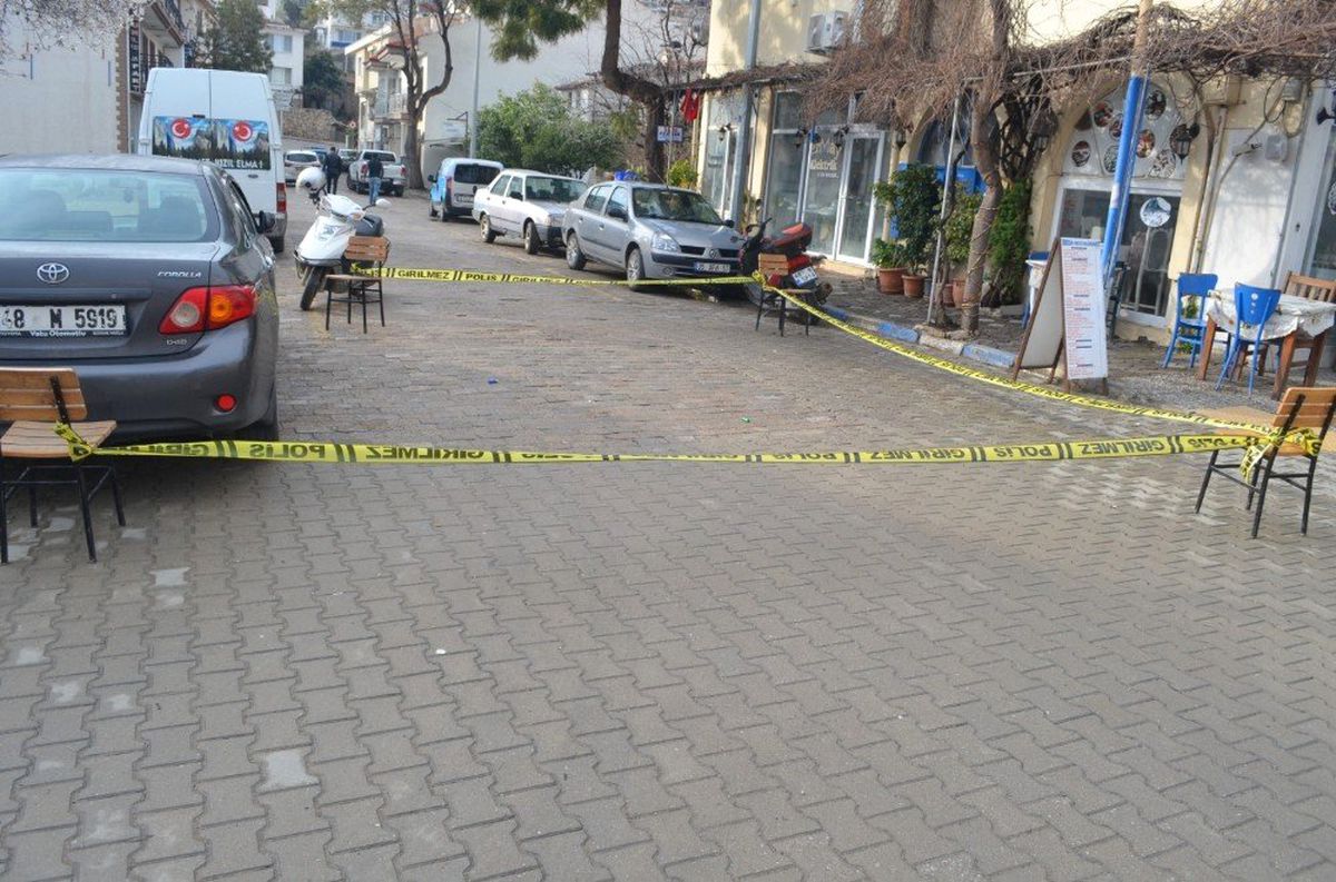 Kahvehane Tuvaletinde Silahlı Saldırı