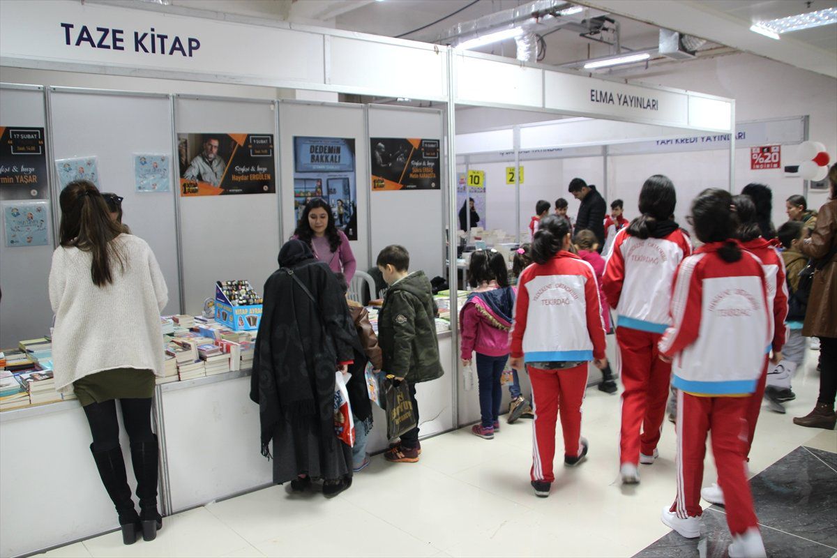 Kapaklı Kitap Fuarını Yoğun İlgi