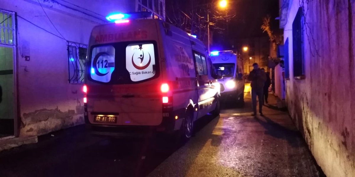 Karbonmonoksit Gazından Zehirlenen 4 Kişi Hastaneye Kaldırıldı