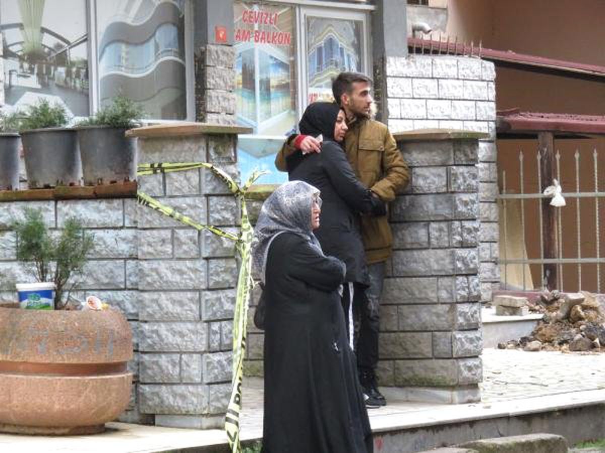 Kartal\'da Riskli Binalarda Tahliye İşlemleri Devam Ediyor
