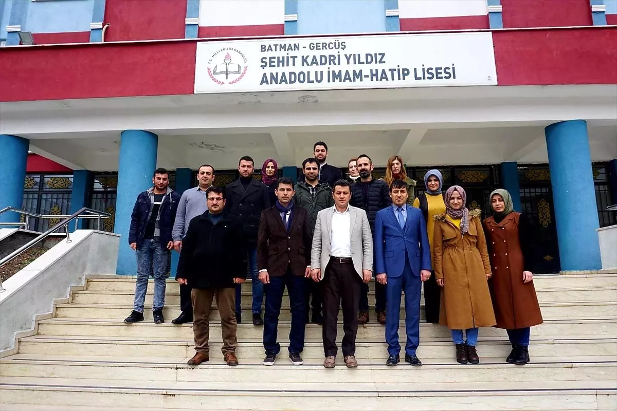 Kaymakam Şekerci, Şehit Kadri Yıldız İmam Hatip Lisesini Ziyaret Etti