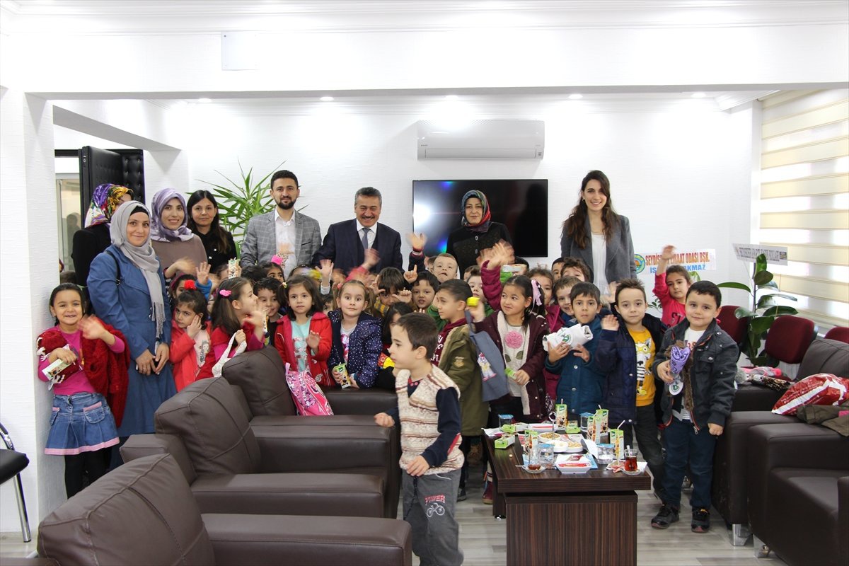 Konya\'da Anaokulu Öğrencilerinden "Geleceğini Çöpe Atma" Projesine Destek