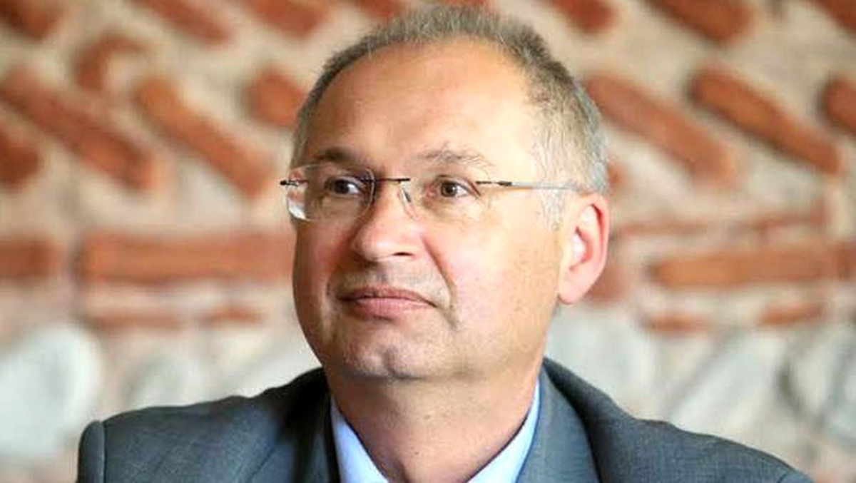 Marketten Sandviç Çalan Slovenyalı Milletvekili İstifa Etti