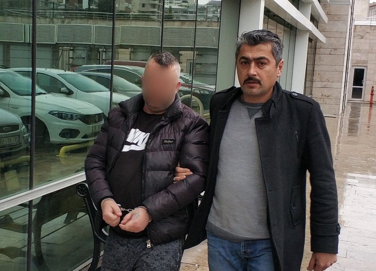 Mimardan Şantaj ve Tehditle 15 Bin Lira Almaya 1 Tutuklama
