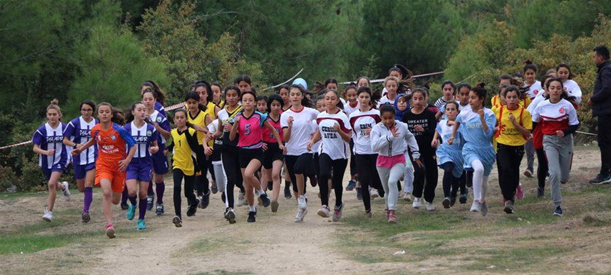 Okul Sporlarında Manisa\'nın Çıtası Yükseliyor