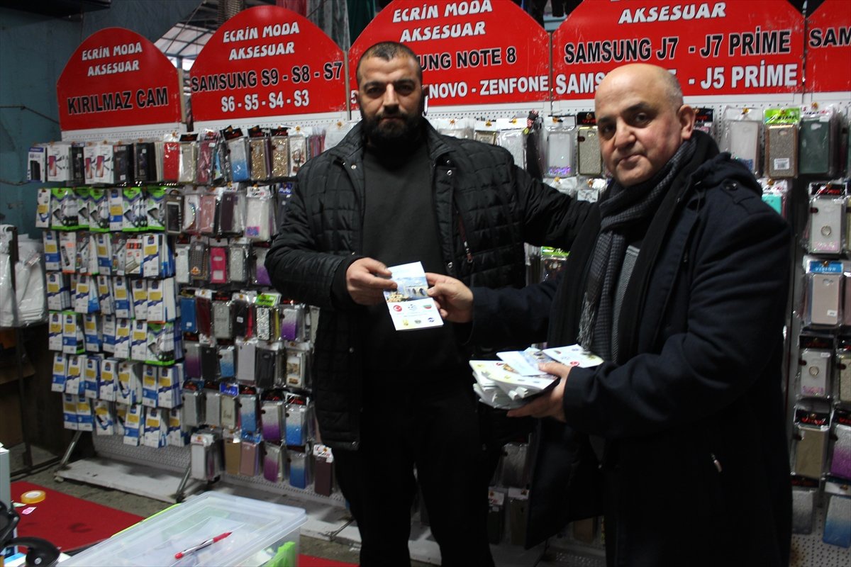 Pazar Esnafına Bulgarca ve Yunanca Sözlük Dağıtıldı