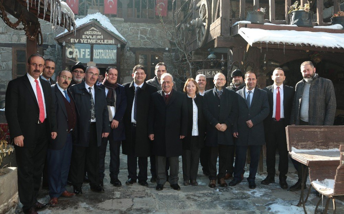 Rektör Çomaklı, Erzurum Ticaret Borsasına Konuk Oldu