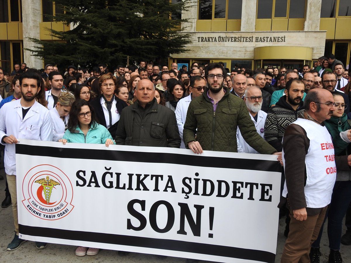 Sağlık Çalışanlarına Yönelik Şiddet Protesto Edildi