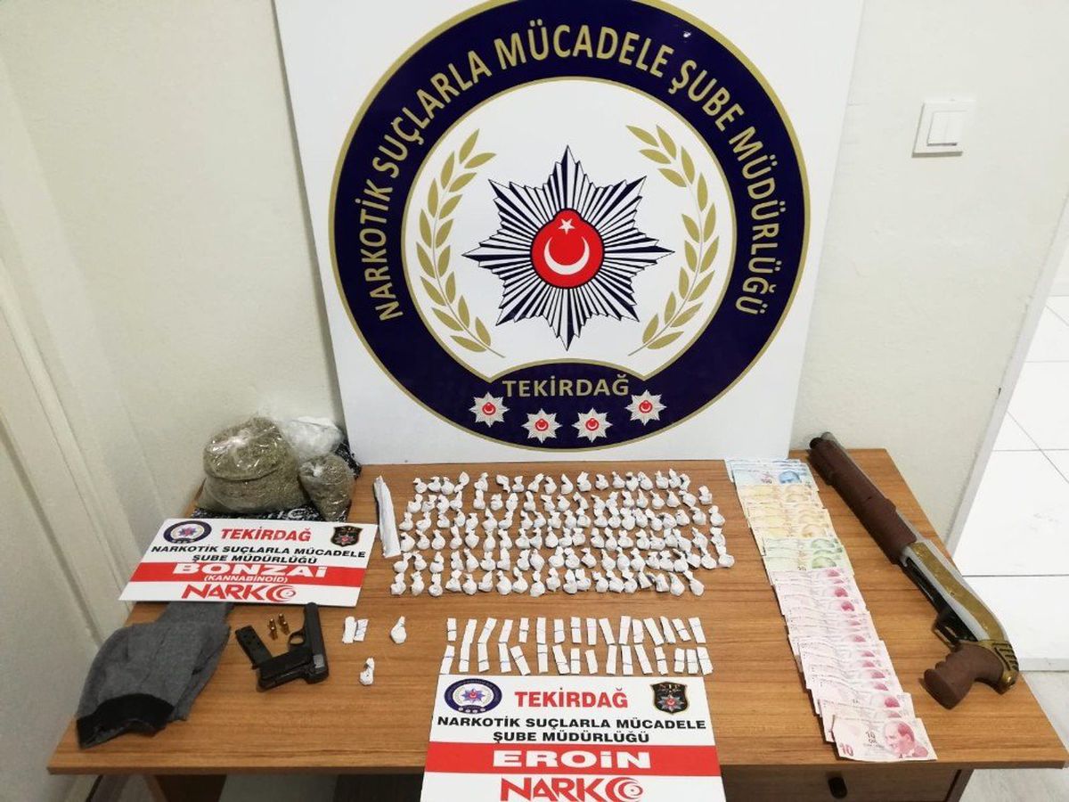 Tekirdağ\'da Uyuşturucu Operasyonunda 3 Kişi Yakalandı