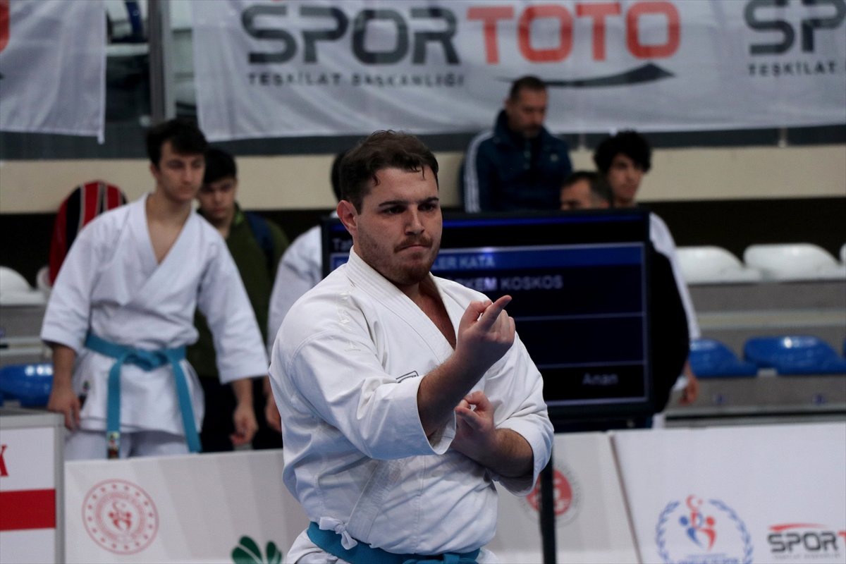 Türkiye Büyükler ve Veteranlar Karate Şampiyonası