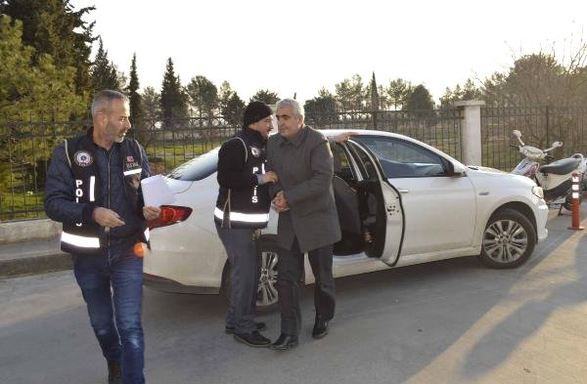 Adıyaman\'da 10 Fetö Şüphelisi Tutuklandı